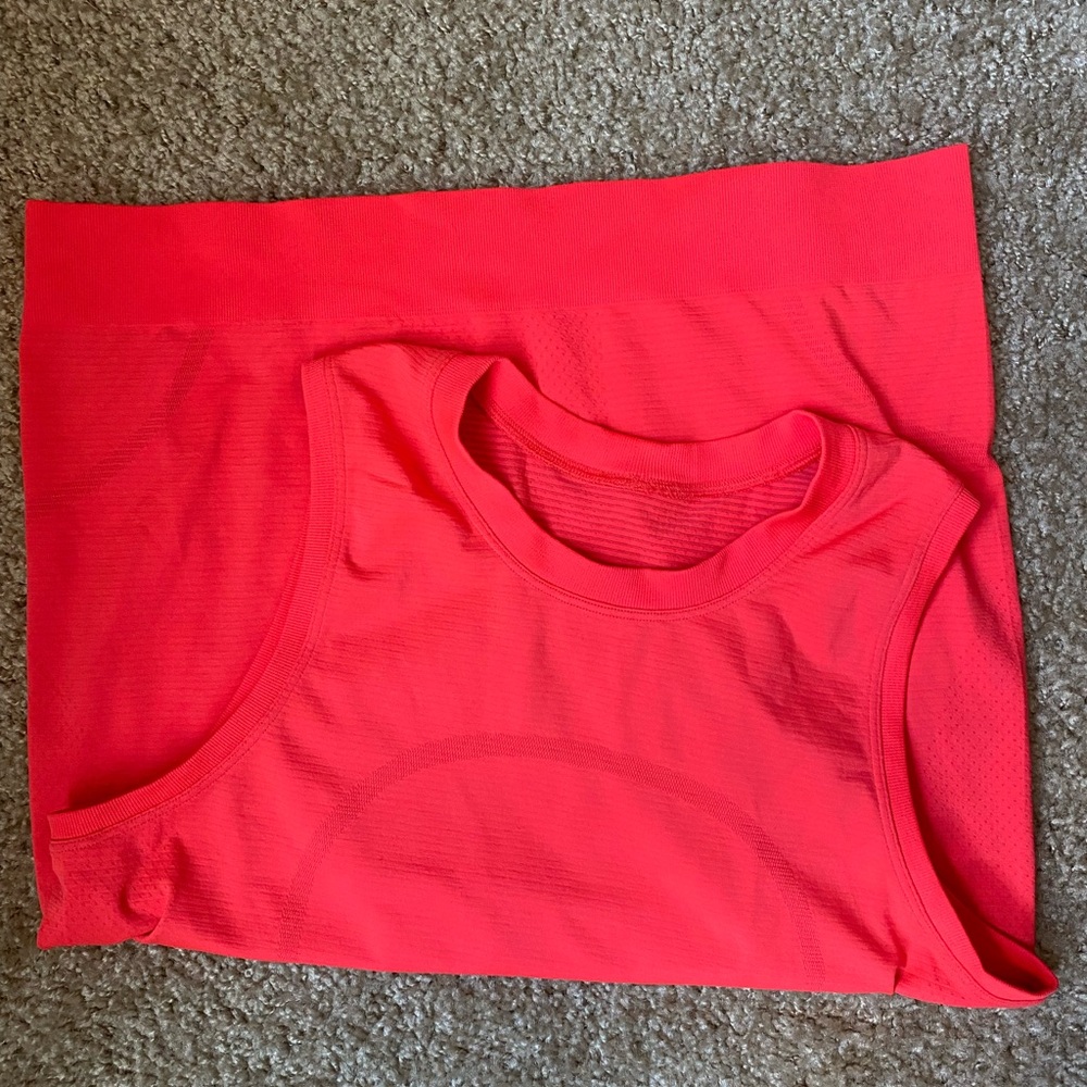 Lululemon Breathe Relaxed Fit Muscle Tank Top